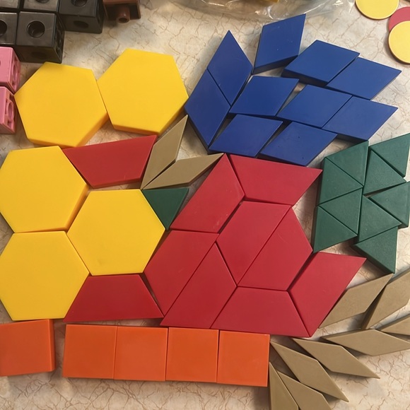 Cuisenaire Rods,TwoColor Counters, Geometric Shapes, Squares, Math Homeschooling - Picture 12 of 13